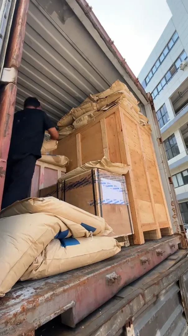 Dc 125a Mould Case Circuit Breaker